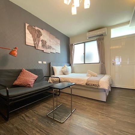 逢甲住宿 無接觸 自助入住 Taichung Luaran gambar