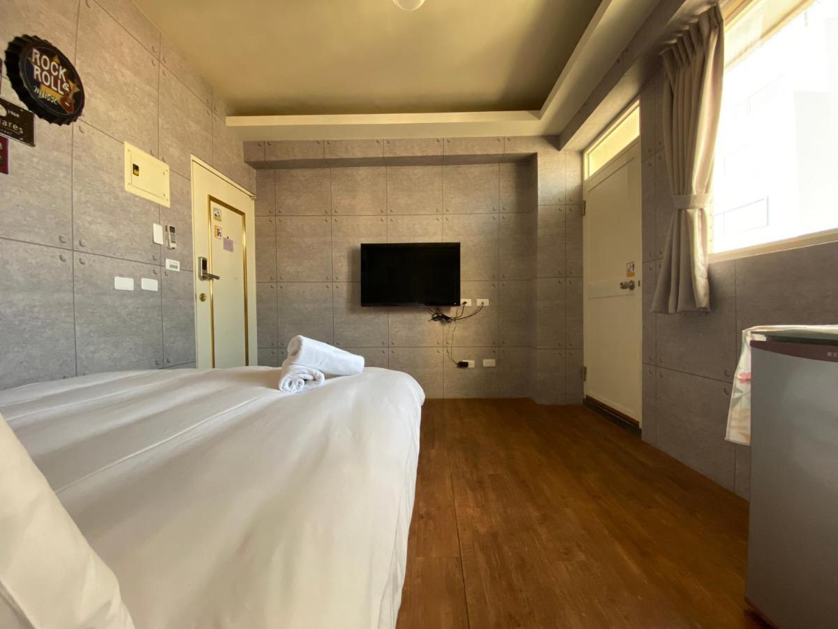 逢甲住宿 無接觸 自助入住 Taichung Luaran gambar