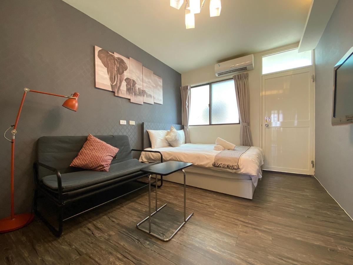 逢甲住宿 無接觸 自助入住 Taichung Luaran gambar